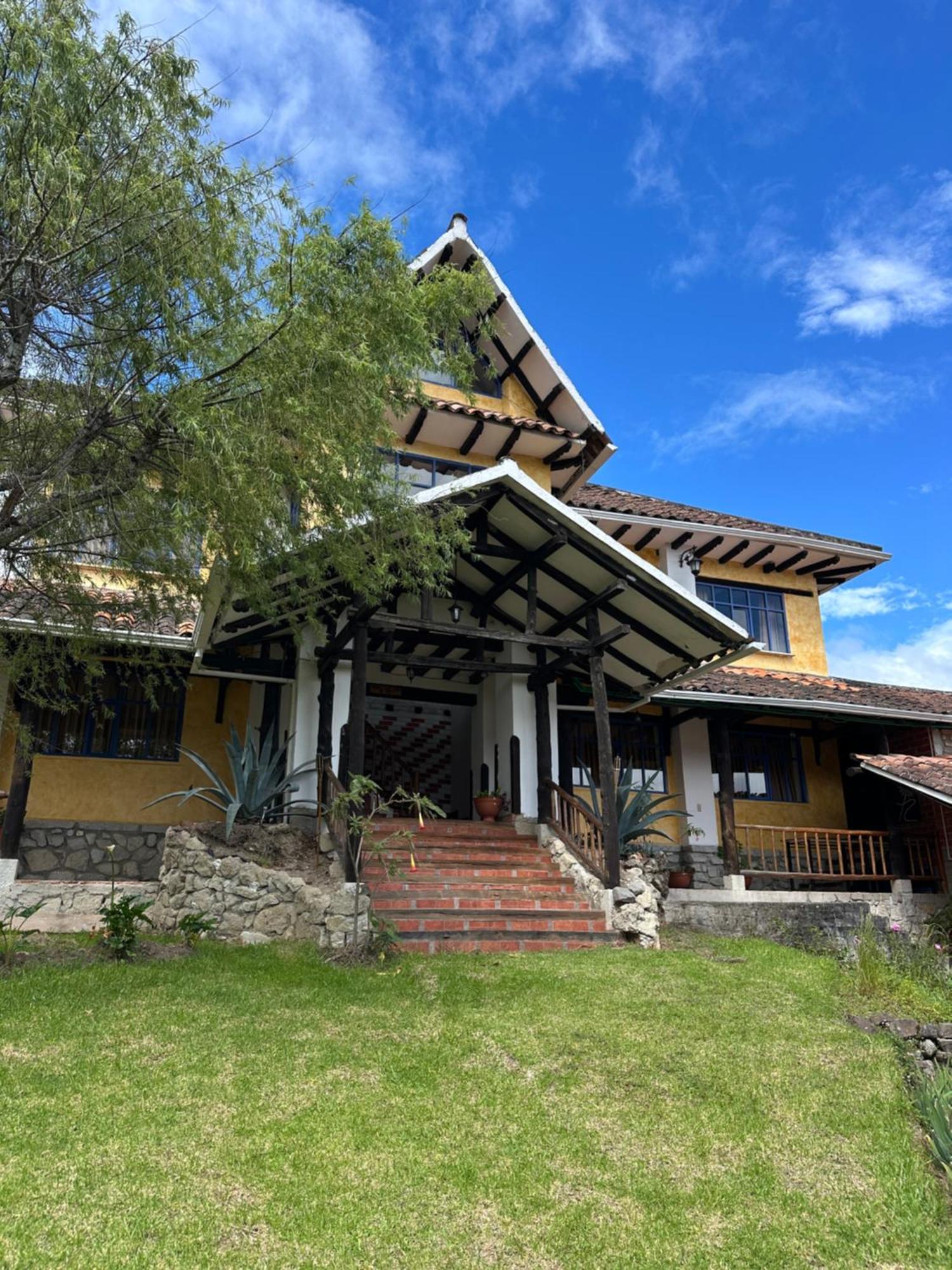 Hotel Achik Wasi Сарагуро Экстерьер фото